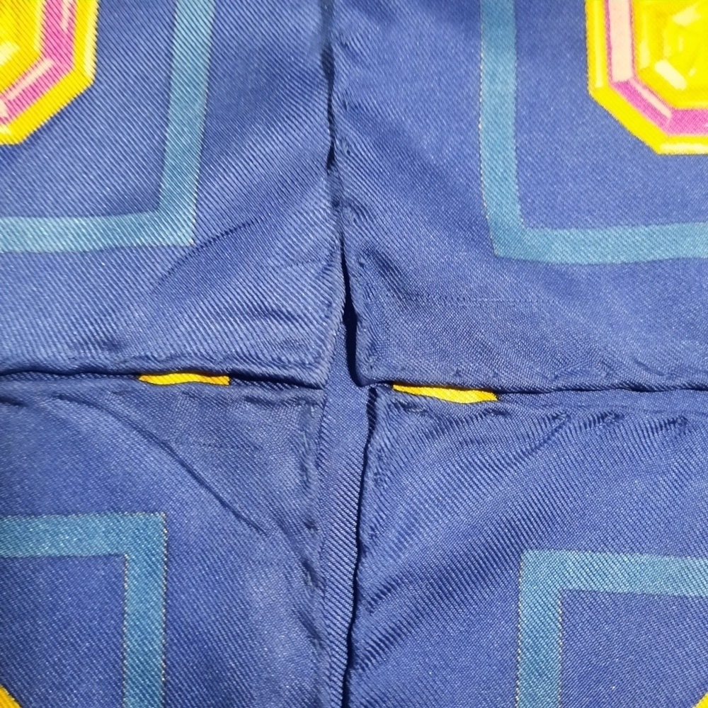Pristine CARTIER Silk Twill Scarf 90cm Blue Square 35" + Horsebit Scarf Ring - Picture 10 of 13